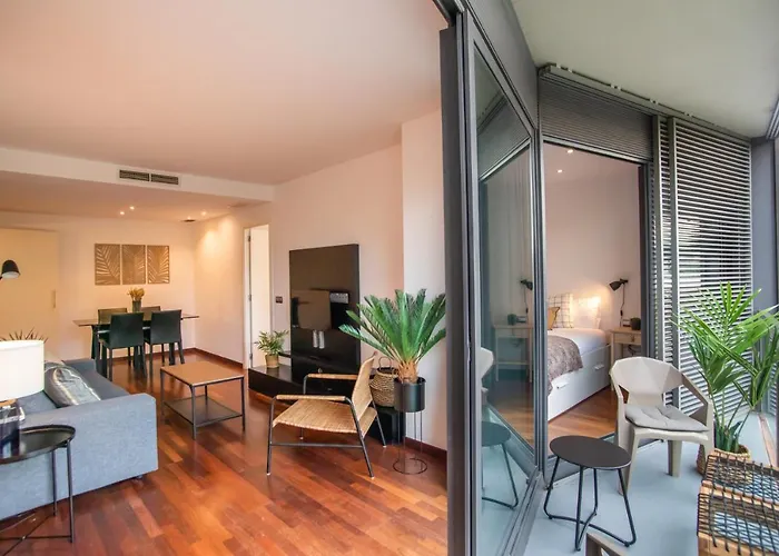 42Badr1040 New & Bright Apartment Poblenou